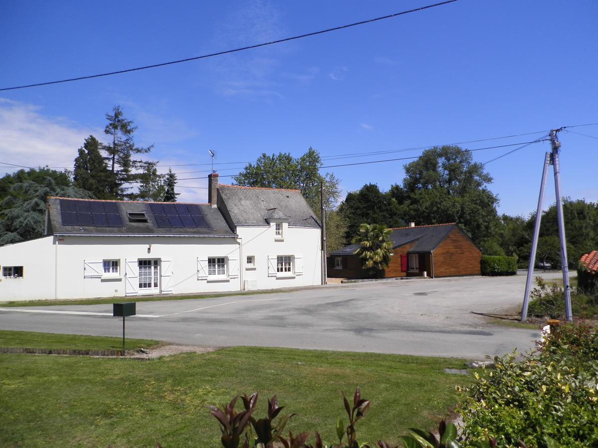 Au Bas Chalonge Chambres D'Hotes Ligne  Exterior photo